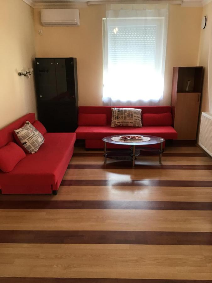 4 Lurko Apartman Uj Hajduszoboszlo Exterior photo